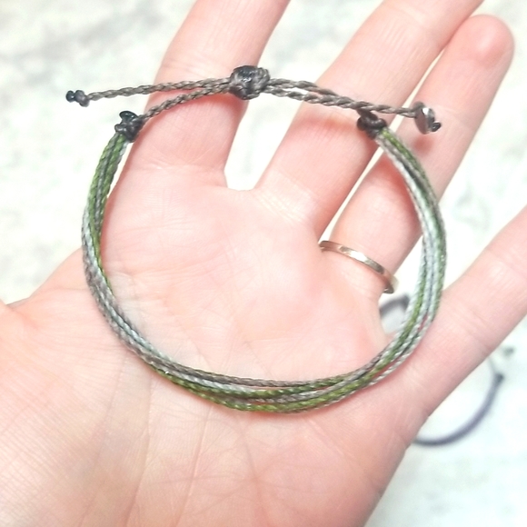 String Bracelets - Picture 7 of 16